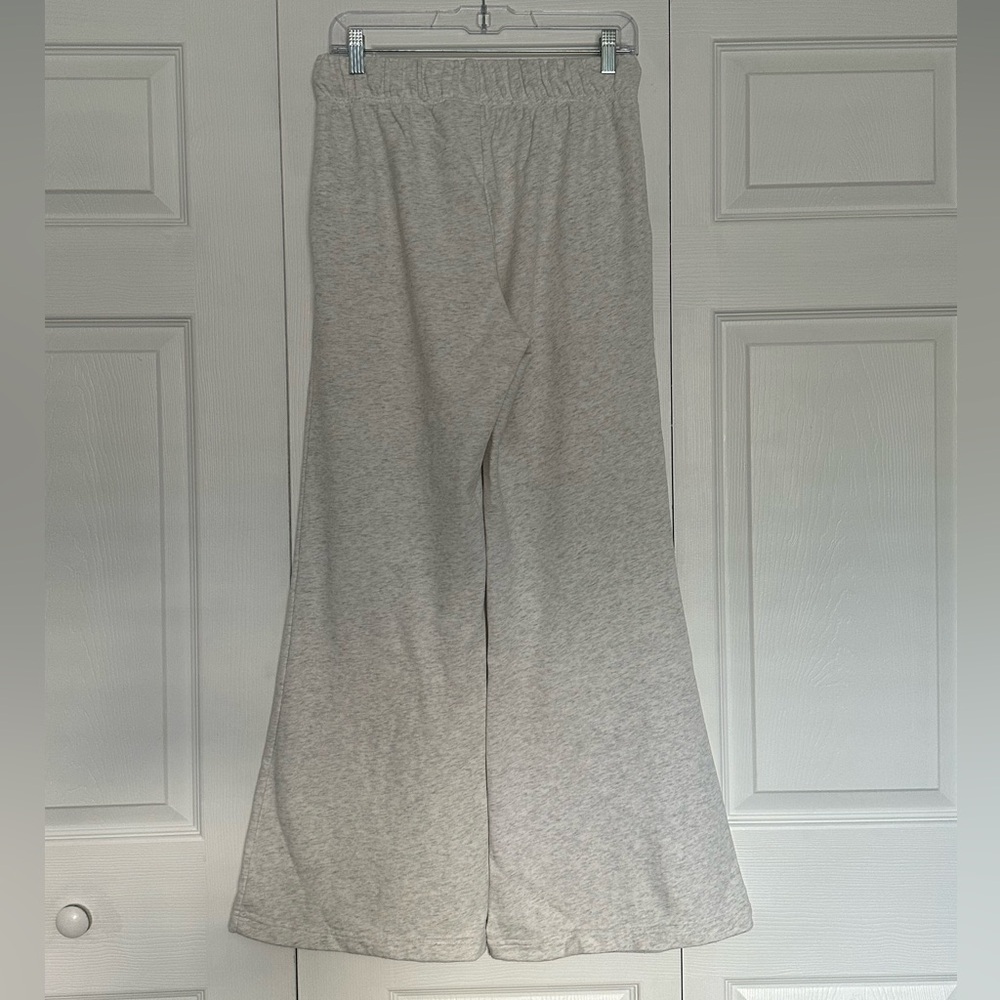 Gap Factory Pull-On French Terry Flare Sweatpants - Picture 4 of 4